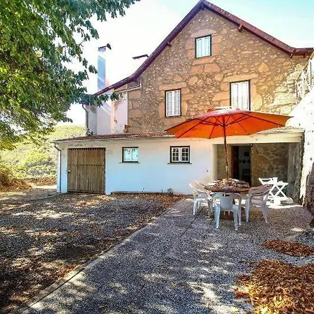 Casa Do Bosque * Covilha