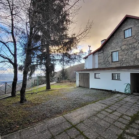 Casa Do Bosque Holiday home Covilha